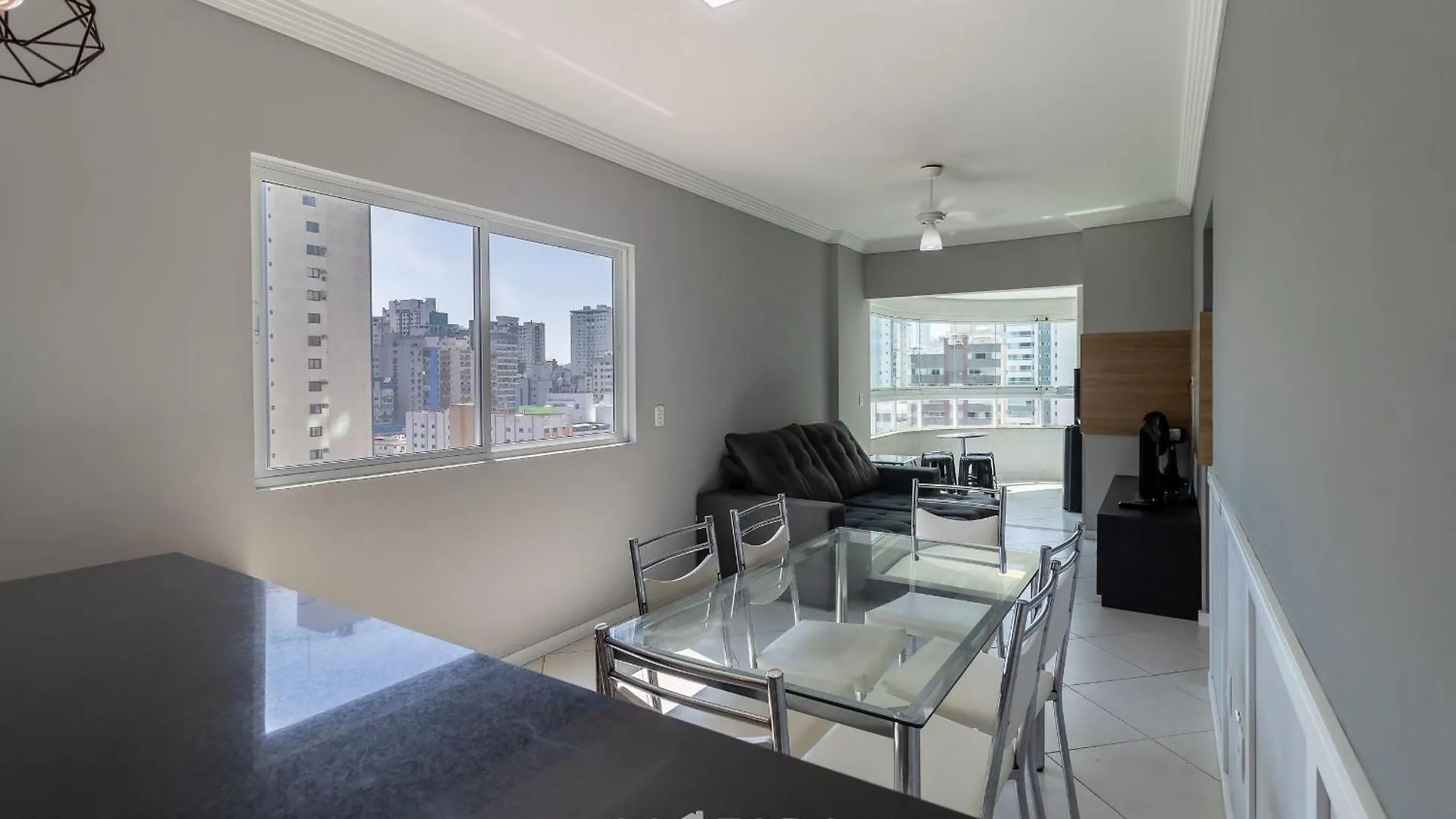 Apto C/ Varanda 600M Da Orla Centro Bc Ejf0702 Balneario Camboriu Apartment